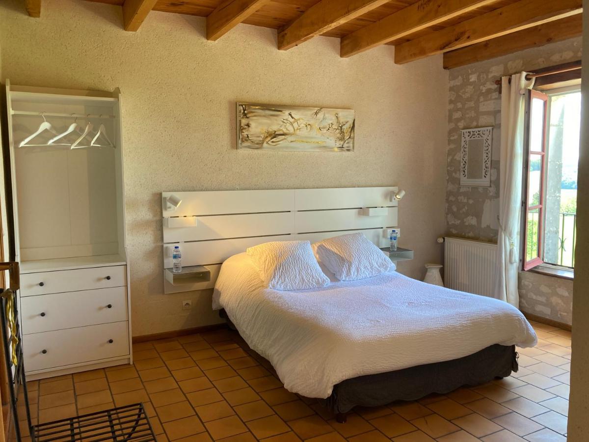 Logis Auberge De Crissay Bagian luar foto