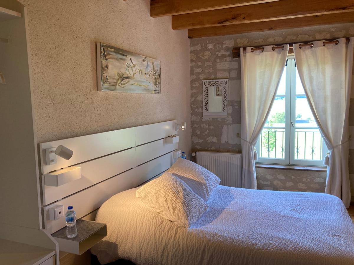 Logis Auberge De Crissay Bagian luar foto